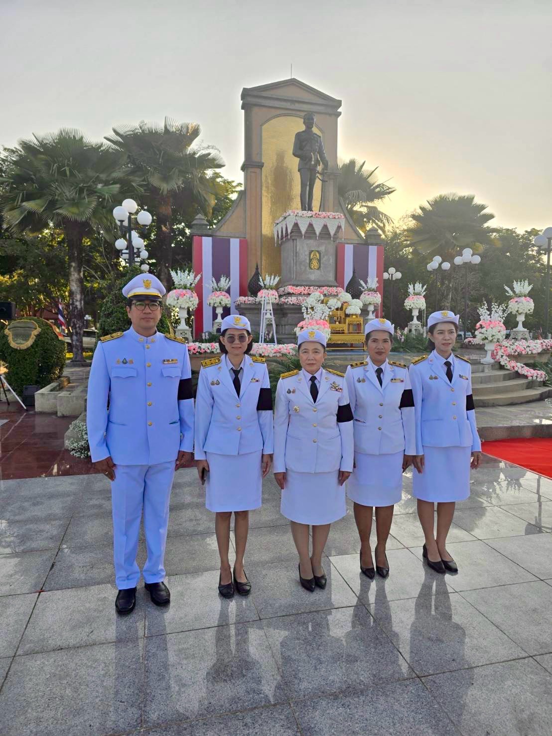 title - สำนักงานการปฏิรูปที่ดินจังหวัดเพชรบูรณ์ ร่วมพิธีวางพวงมาลา เนื่องในวันปิยมหาราช ประจำปี 2569
